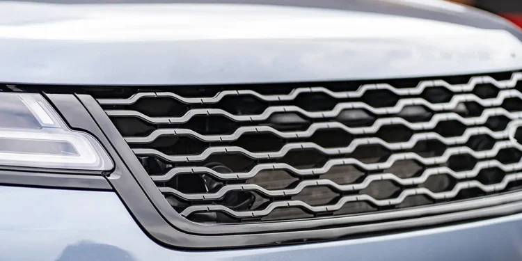 Radiator Grill Feature